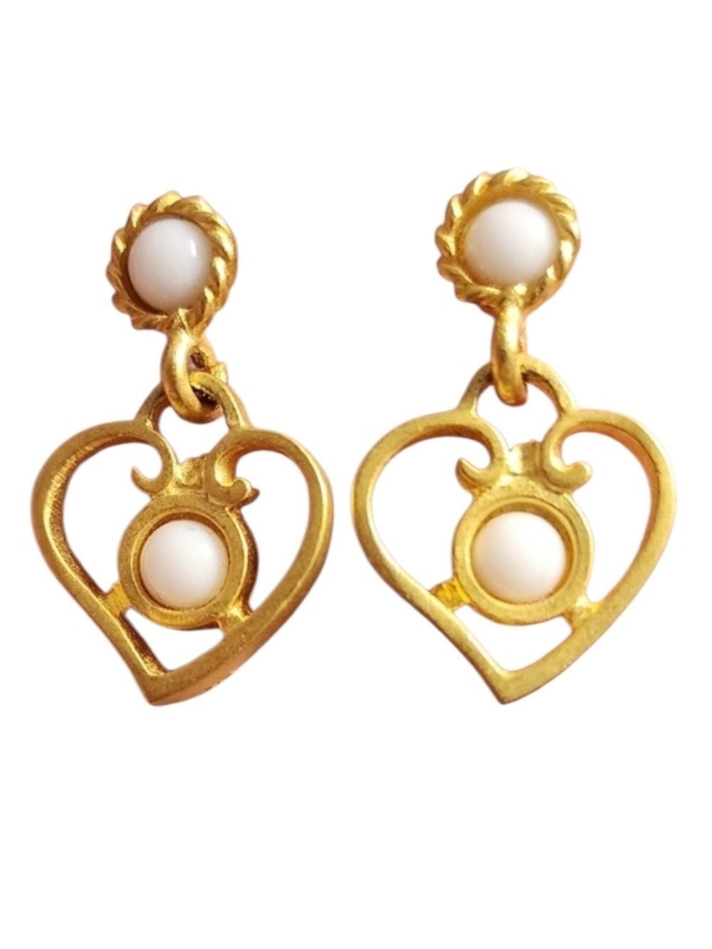 💥4 for $20💥Goldtone White Heart Dangle Earrings
